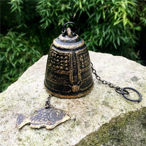 4 Japanese Style Cast Iron Wind Chime Temple Bell with Fish Home Garden Courtyard Decor Hanging Windchimes Bell Vintage Bronze